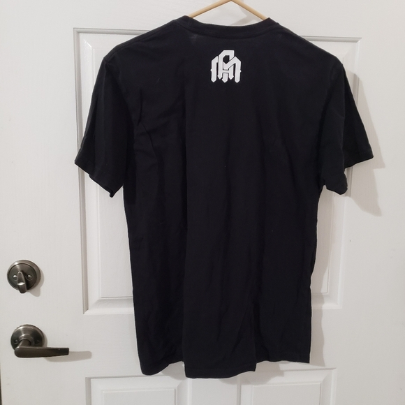 Into the AM men's medium - Picture 2 of 3